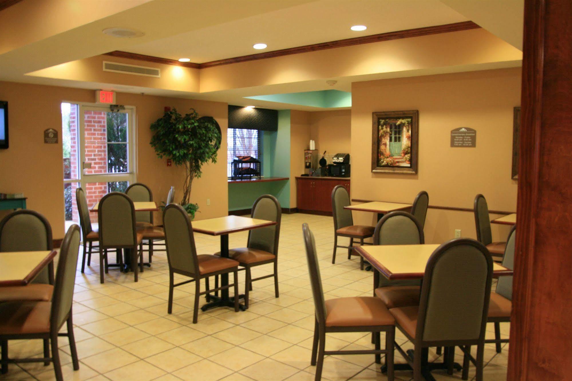 Microtel Inn & Suites By Wyndham Starkville Dış mekan fotoğraf